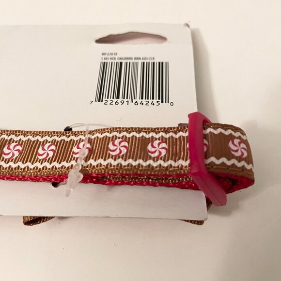 Kong Beaver Removable Squeaker Dog Toy and Martha Steward Pets Adjustable Collar - Picture 8 of 16